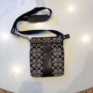 Coach Legacy Signature Swingpack Crossbody Bag